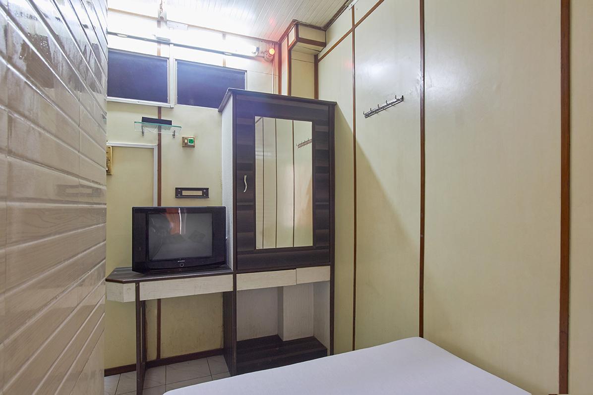 Plaza Guest House - Mumbai — Photos 2